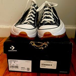 Converse Run Star Hike